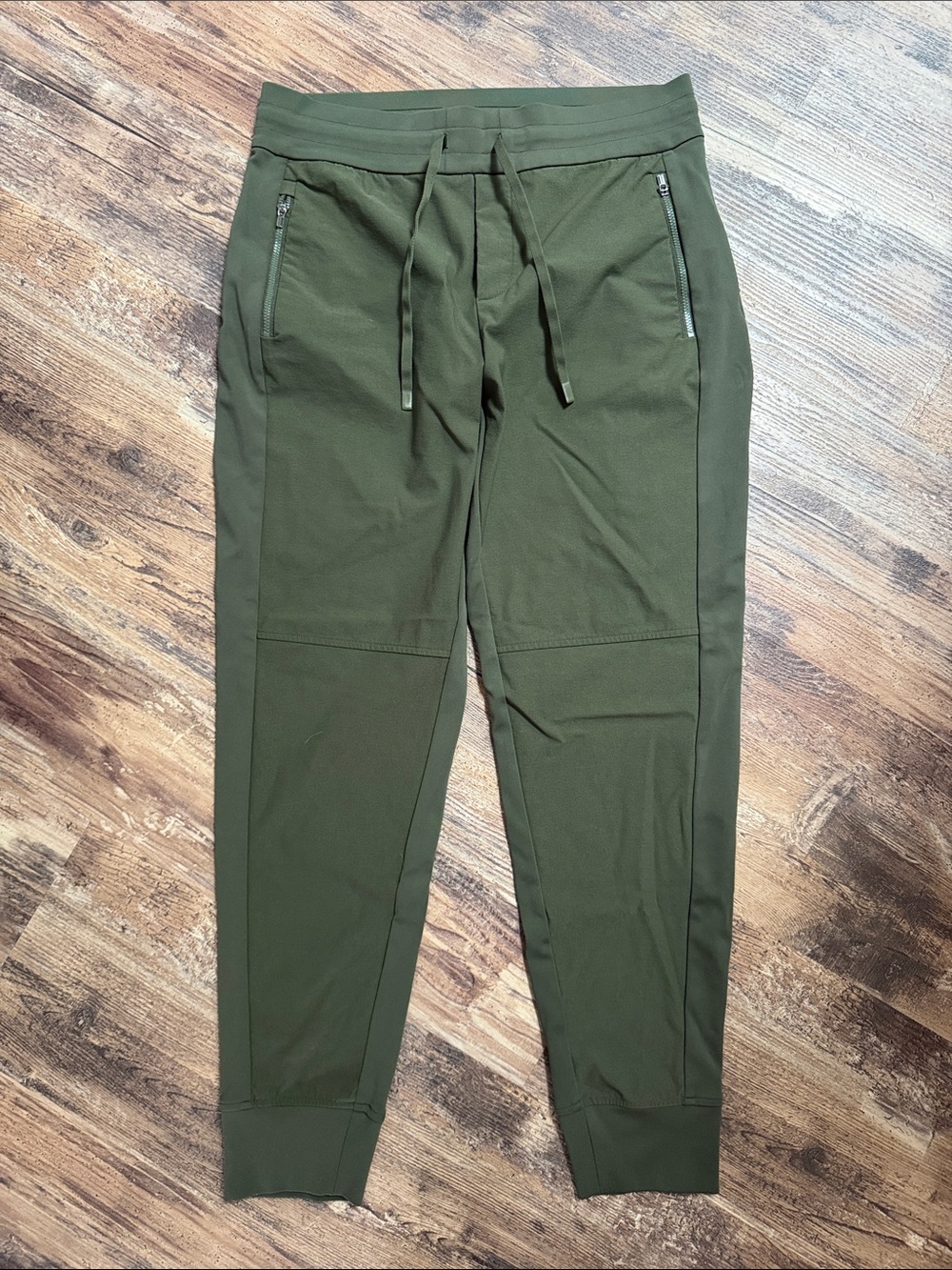 Athleta Headlands Hybrid Trek Mid Rise Jogger Green Size 10